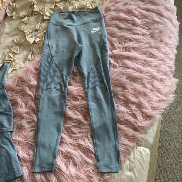 Nike Pants - Nike Air Leggings